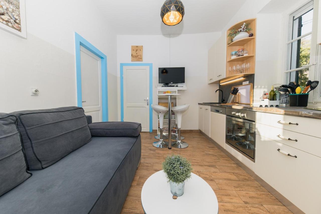 Mali Iž Holiday Home Lavanda מראה חיצוני תמונה